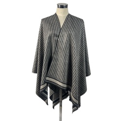 Mini check  women poncho